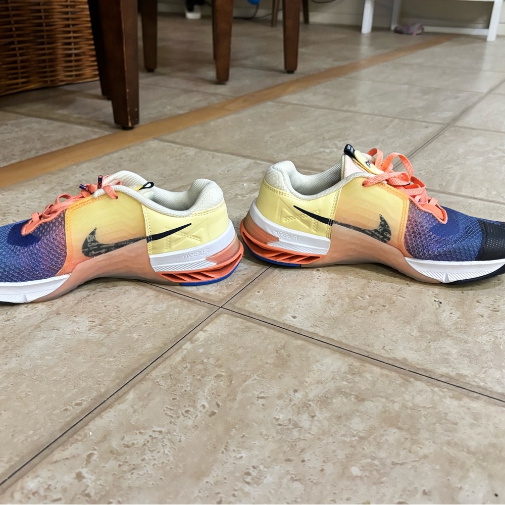 Nike Metcon 7 AMP Multicolor Gym Shoes - Picture 4 of 7